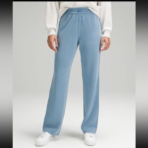 Lululemon Softstreme High-Rise Pant *Full Length- Size 6 Utility Blue